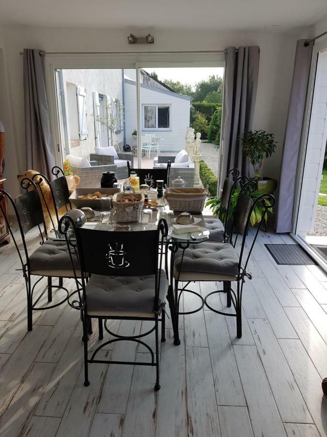 La Longere Des Glycines Bed & Breakfast Egligny Екстериор снимка